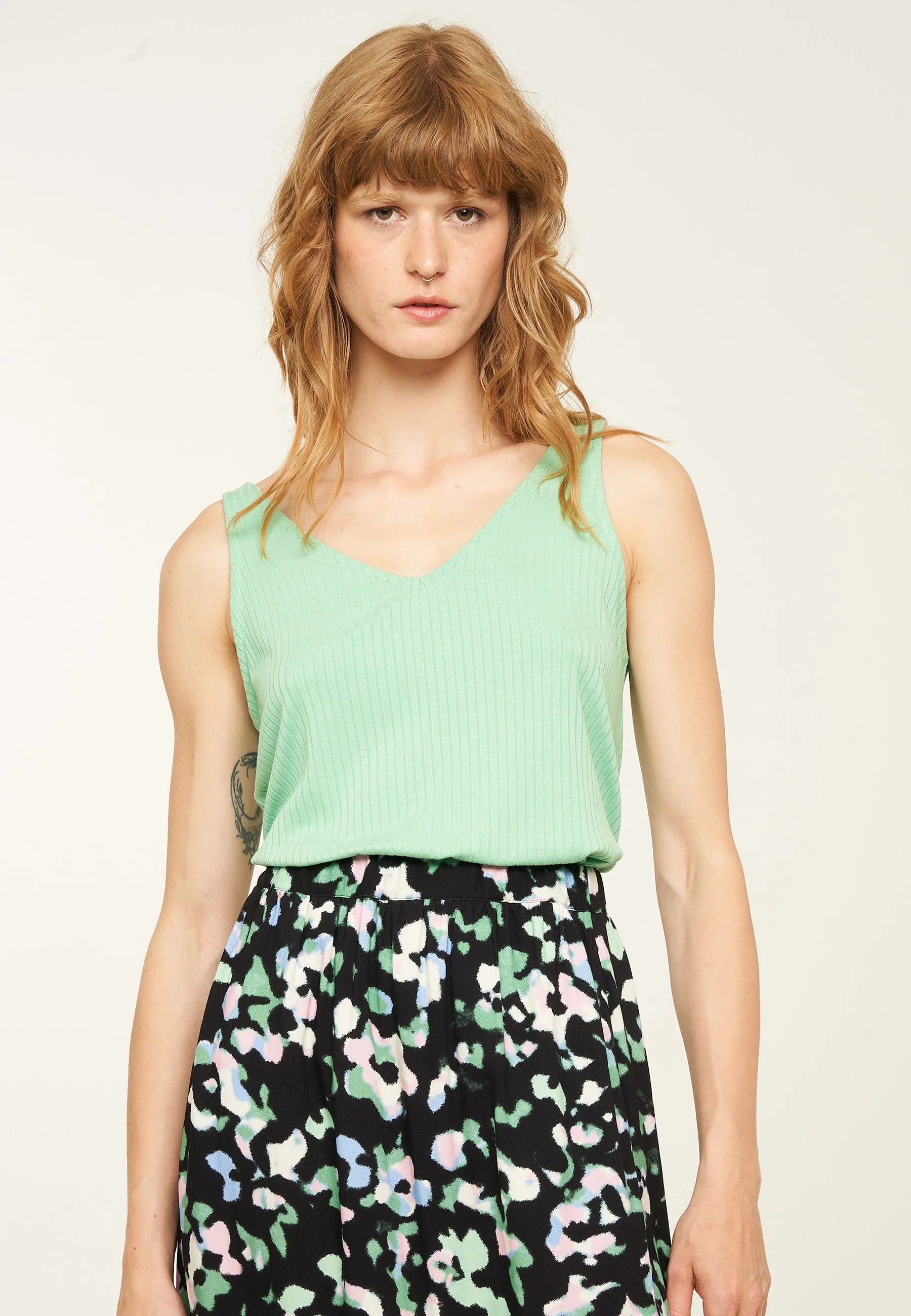 Women's Outfit For The Office Top TONINA sage green | recolution