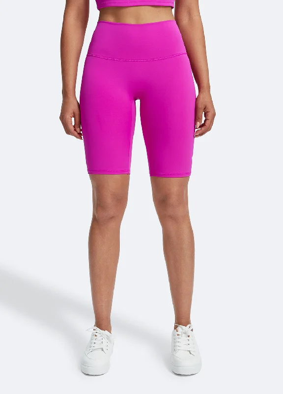 Fast Fashion Favorites Sculpting Fit Pilates Shorts