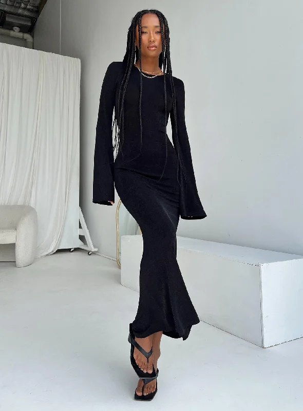 Refined Fashion Sale Amersham Long Sleeve Maxi Dress Black