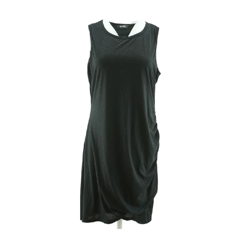 Limited Time Special Offer Black Solid Midi Dress