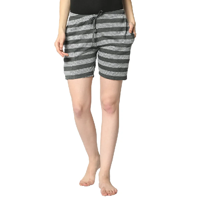 Feminine Luxe Style Sale Mack Jonney Grey Shorts For Women's