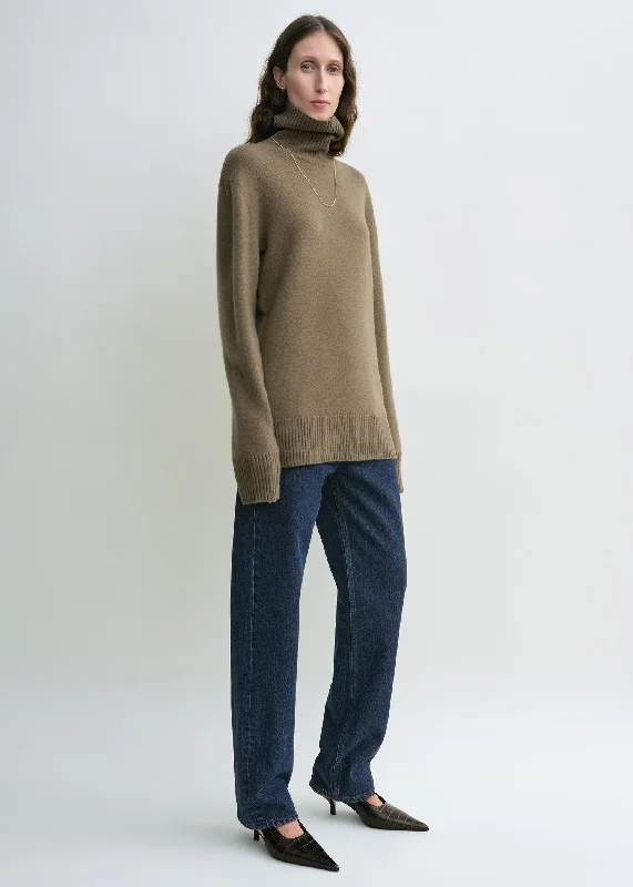 Modern Women's Apparel Cashmere turtleneck hazel