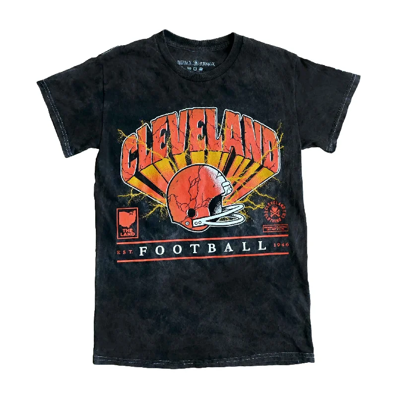 Women's Elegant Outfit Cleveland Lightning Helmet - Unisex Crew T-Shirt