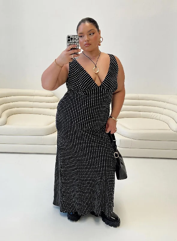 Tailored Clothing For Women Nellie Maxi Dress Black Polka Dot Curve